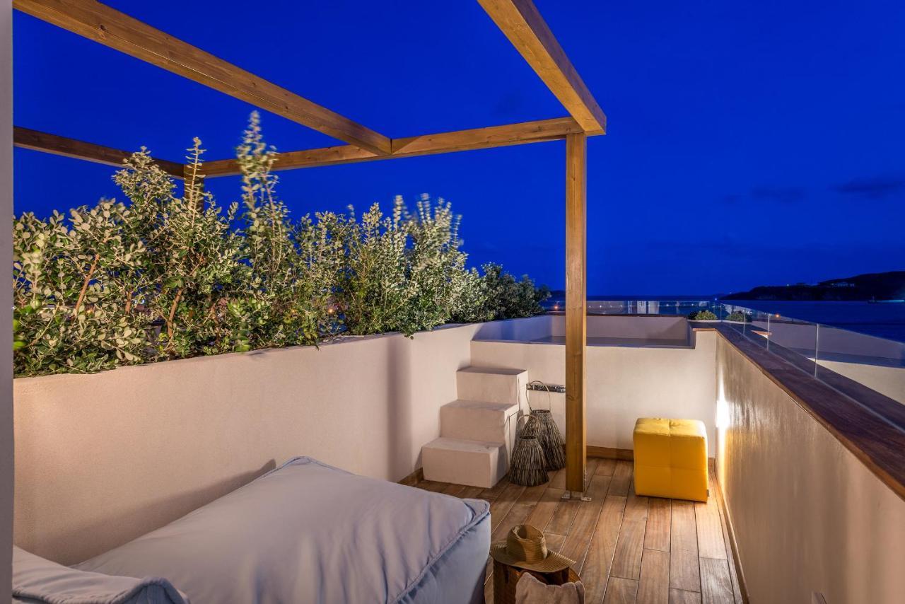 Shapes Luxury Suites แอร์มูโปลี ภายนอก รูปภาพ