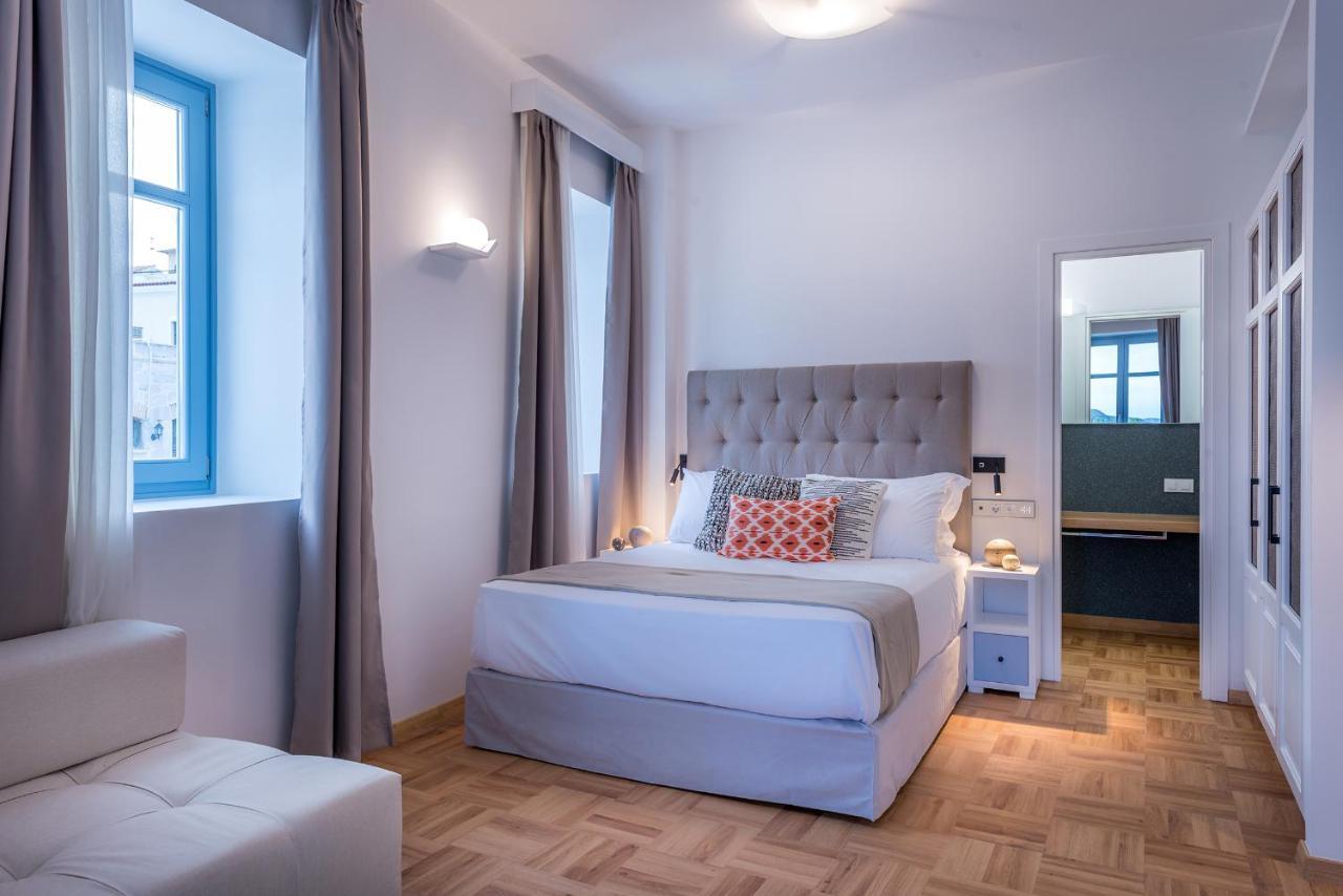 Shapes Luxury Suites แอร์มูโปลี ภายนอก รูปภาพ