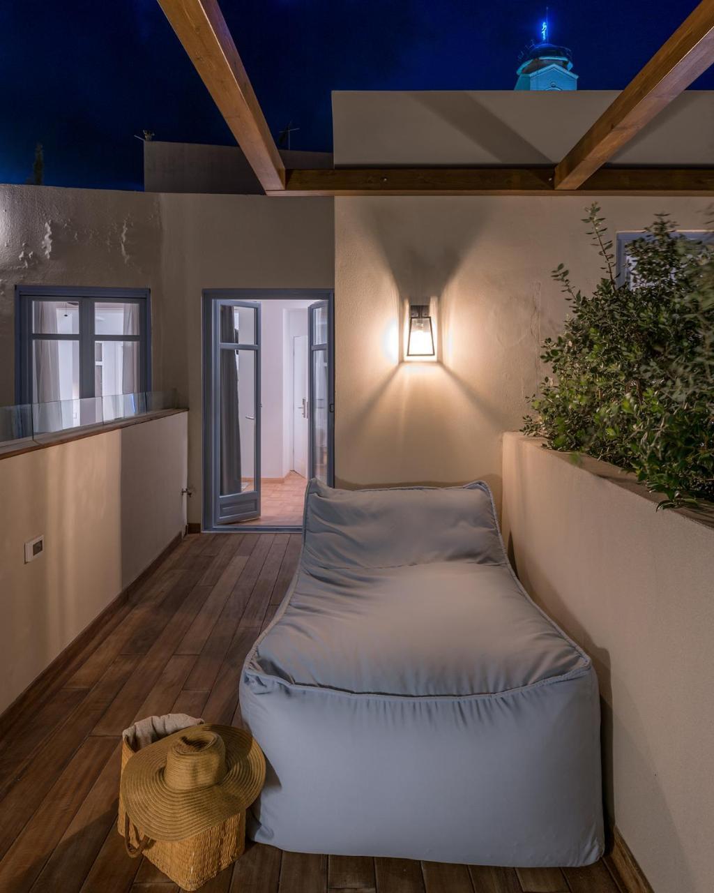 Shapes Luxury Suites แอร์มูโปลี ภายนอก รูปภาพ